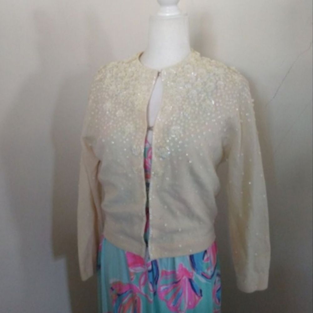 Vintage 1950s 3D Floral Sequined Buttoned Cardigan Sweater